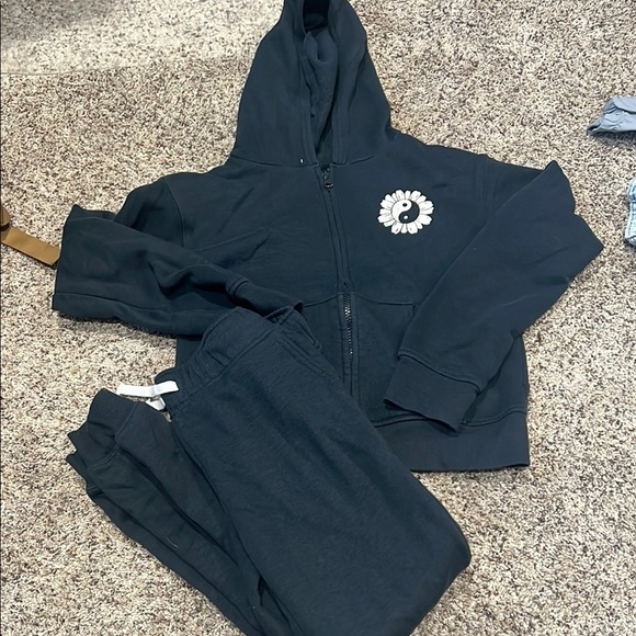 Kids Black Hoodie and Sweatpants Set - Picture 1 of 6